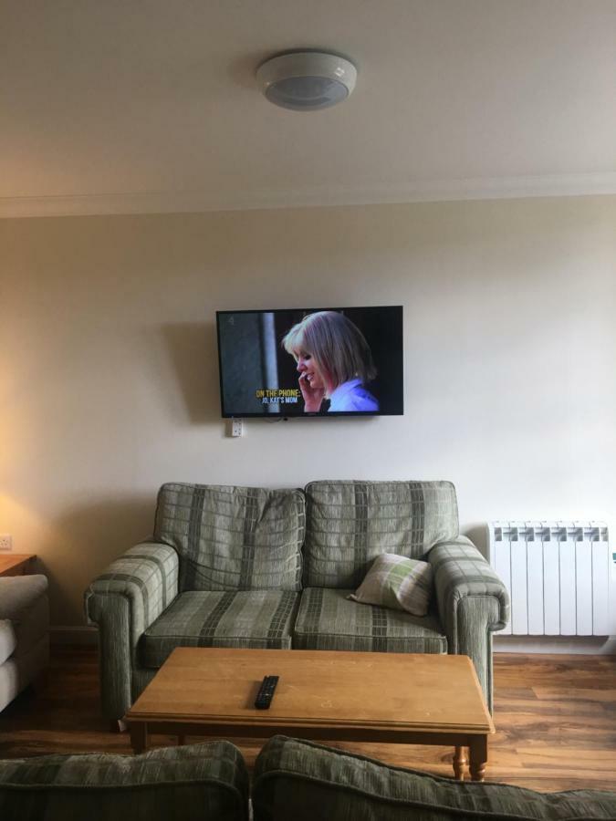 1 Lochness Rooms&Hostel Drumnadrochit Εξωτερικό φωτογραφία