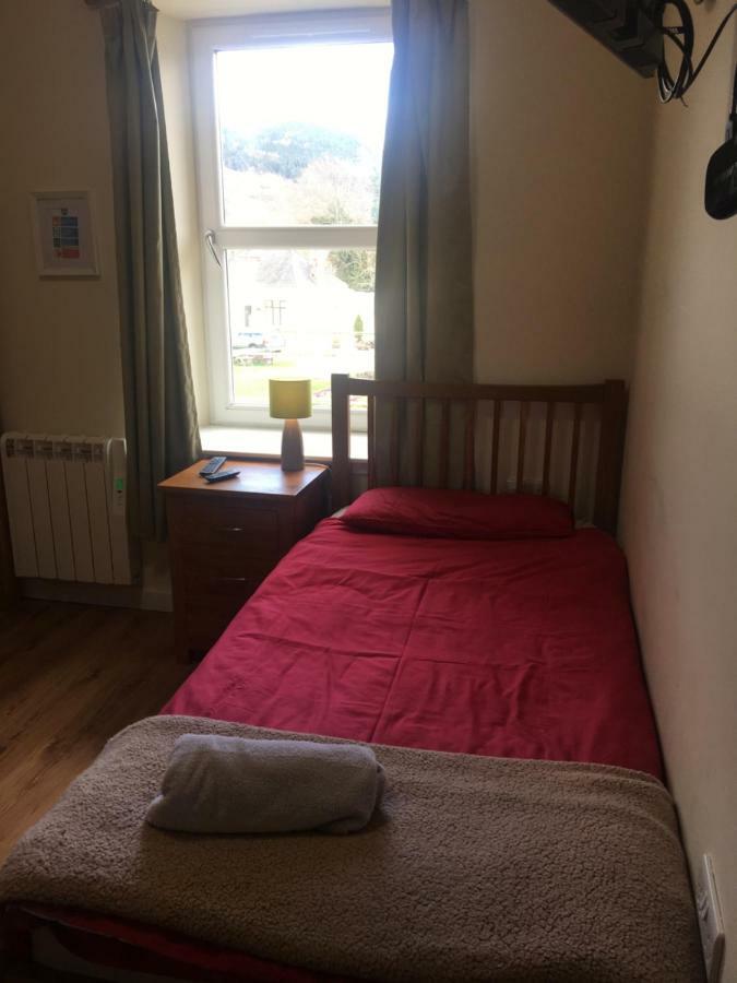 1 Lochness Rooms&Hostel Drumnadrochit Εξωτερικό φωτογραφία
