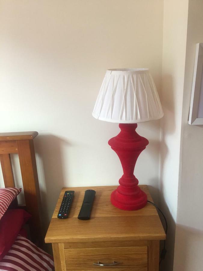 1 Lochness Rooms&Hostel Drumnadrochit Εξωτερικό φωτογραφία