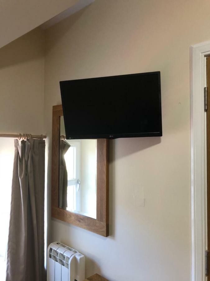 1 Lochness Rooms&Hostel Drumnadrochit Εξωτερικό φωτογραφία